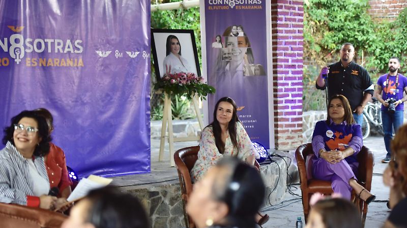 homenaje a Blanca Álvarez (1).jpg